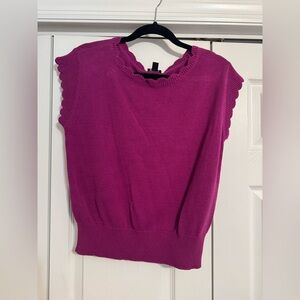 Ann Taylor Factory Scalloped-Trim Knit Tank in Fuchsia